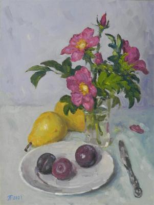 Still life with rosehip. Protasova Irina