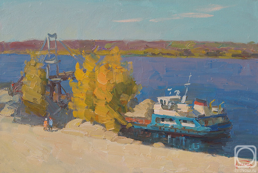 Panov Igor. Loading crushed stone