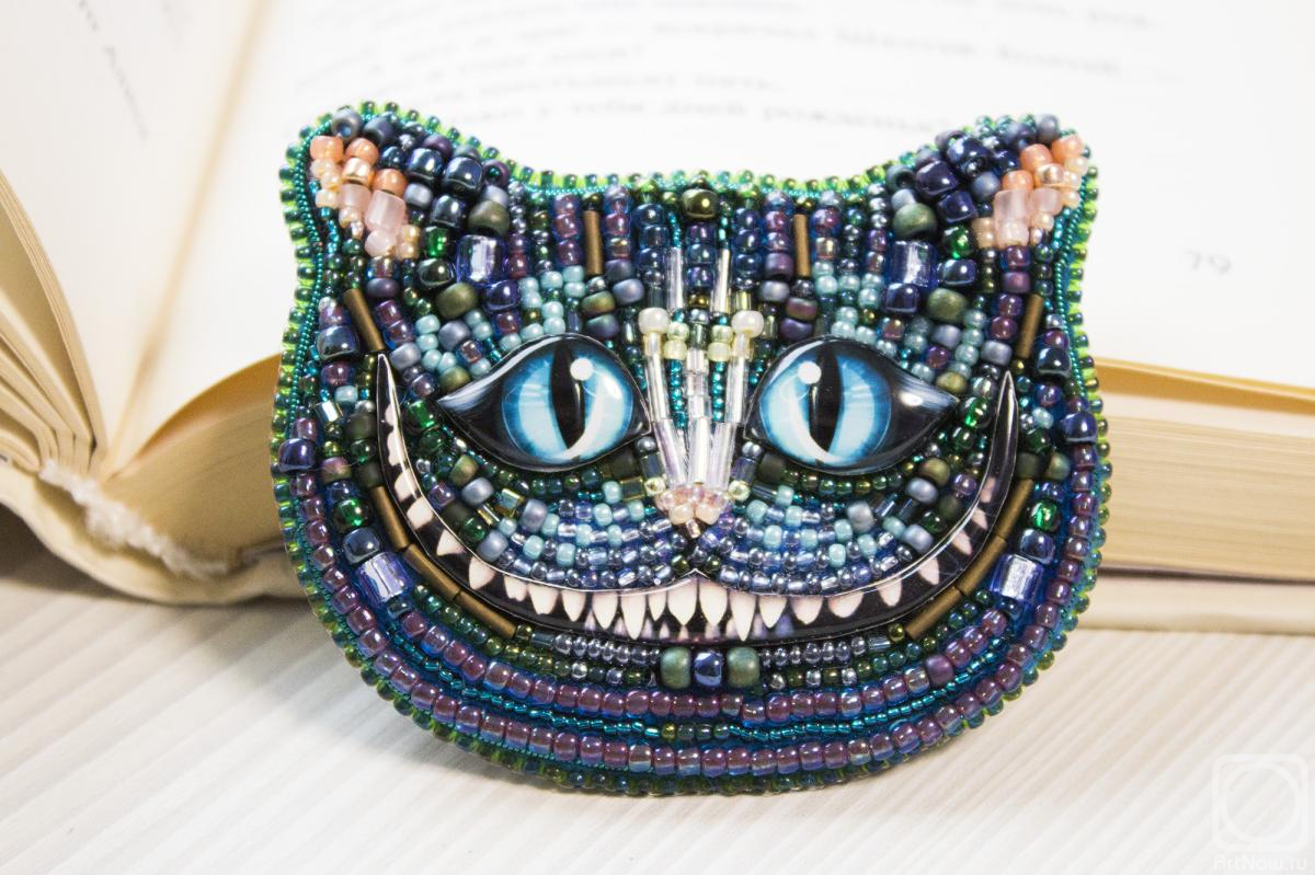 Devyatova Irina. Cheshire Cat Brooch