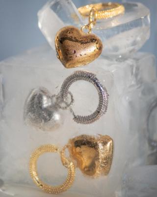 ������ In Love