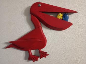 A red Pelican and no politics. ������ �������