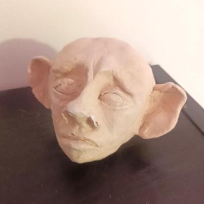 �������