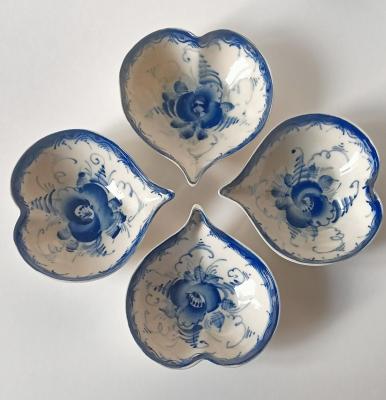 Heart-shaped rosettes "Gzhel style" (Naive Style Decor). Dobrovolskaya Gayane