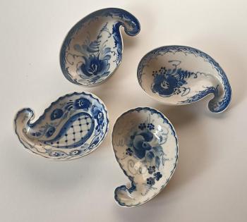 Gzhel-style rosettes "Turkish cucumber" (Naive Style Decor). Dobrovolskaya Gayane