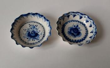 Gzhel-style rosettes with frills (Naive Style Decor). Dobrovolskaya Gayane