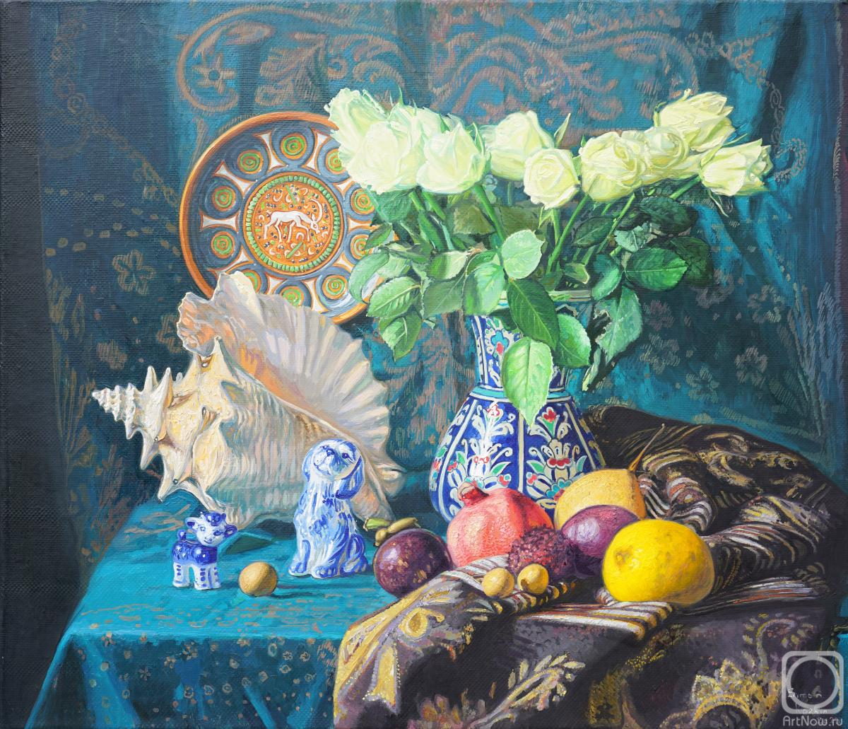 Kozhin Simon. Still life with a shell and white roses