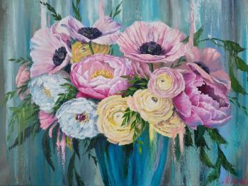 Flowers in a turquoise vase. Izotova Marina