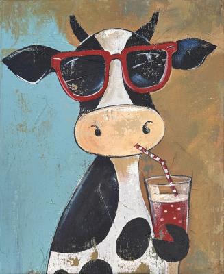 Glass of warm fresh milk. Cherchil Anna