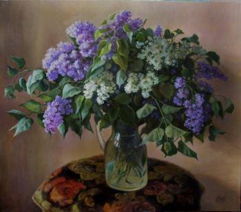 Bouquet of lilacs