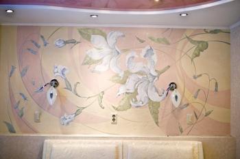 Wall painting in the bedroom. Demyshev Aleksandr
