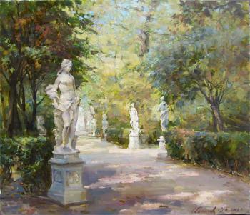 The Summer garden. On central path. Galimov Azat