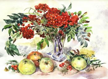 Mountain ash and apples