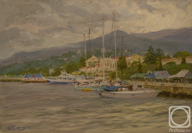 Gilgur Vlad. Evening at the Yalta pier