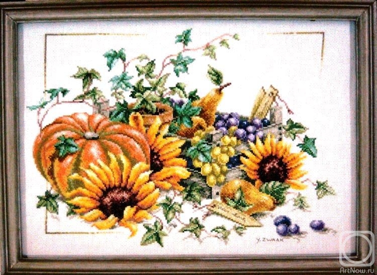 Gvozdetskaya Tatiana. Pumpkin and sunflowers