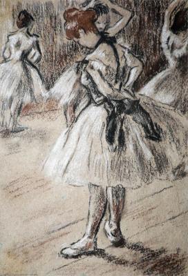 The dancer tieing in a bow