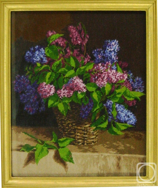 Gvozdetskaya Tatiana. Bouquet of lilacs in a basket
