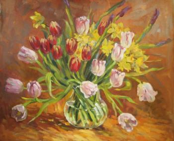Tulips and daffodils. Postrigan Elena