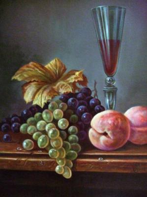 Peaches with grapes