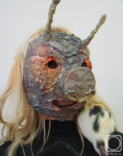 Dieva Olga. Mask for Halloween. Nostril