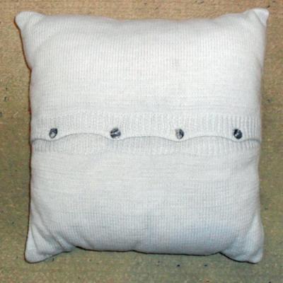 Pillow 2. Reverse. Fastener