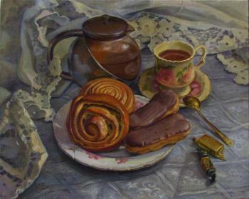 Tea and cakes. Shumakova Elena