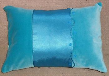 Decorative pillow 11. Front side