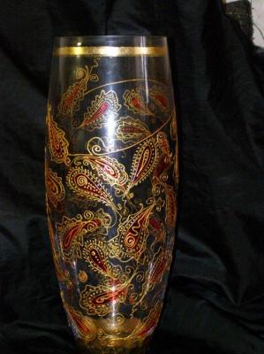 Vase with an Indian motif. Mishchenko-Sapsay Svetlana