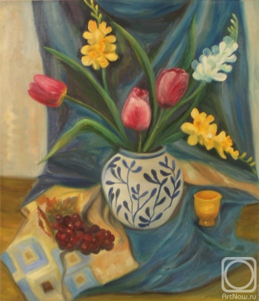 Lukaneva Larissa. Still Life with Wine Grapes and Tulips