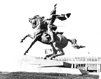 Equestrian statue of commander Alexander Suvorov