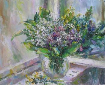 Bouquet of lilies of the valley