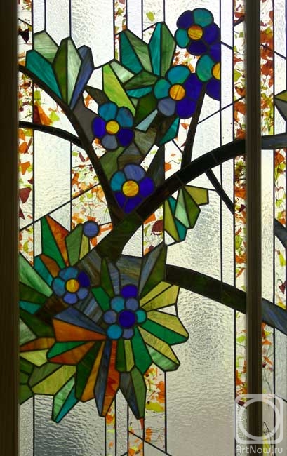 Golovin Alexey. Stained-glass window "The Dark blue bird" the fragment