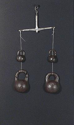 "The dynamic balance." / From the series "Tutorials"