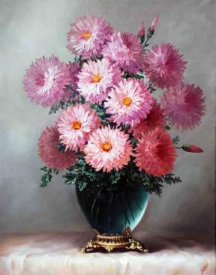 Asters in a green vase