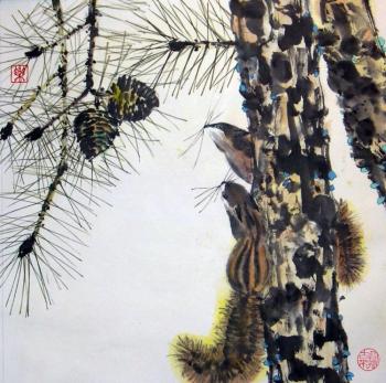 Pine trunk and squirrels