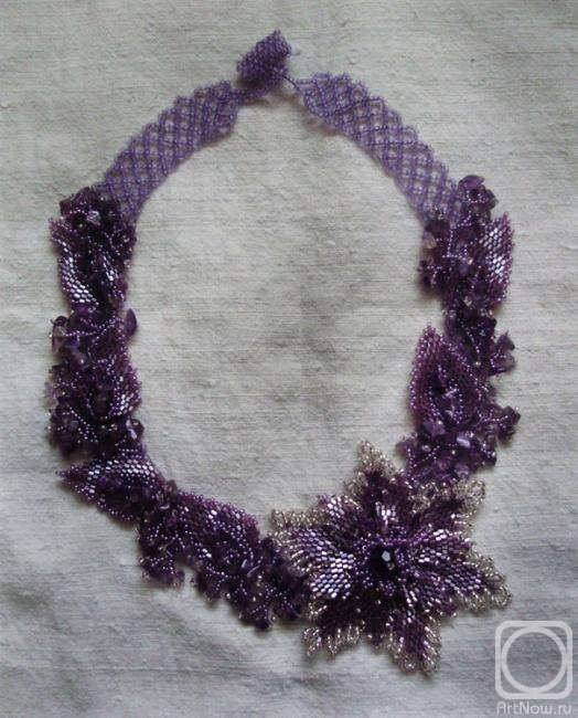 Vasilyeva Valentina. Necklace "Lilac flower"