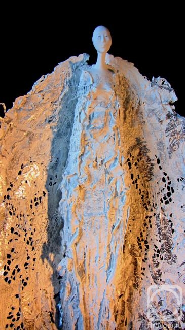 Luchkina Yulia. She-guardian. detail