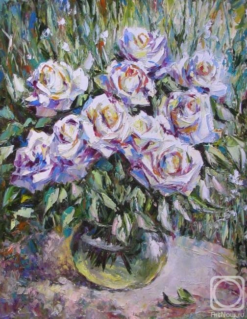Kruglova Svetlana. White roses in the garden