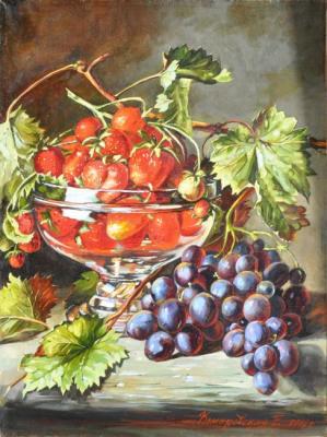 Strawberries and grapes. Komarovskaya Yelena