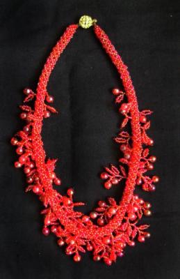 Necklace "Berry". Vasilyeva Valentina