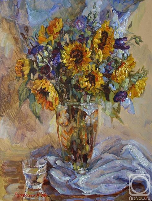 Podgaevskaya Marina. Sunflowers on the blue drapery