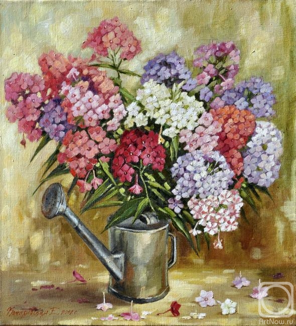 Komarovskaya Yelena. Phloxes in a garden watering can