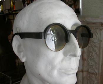 Spectacles. Solodky Victor