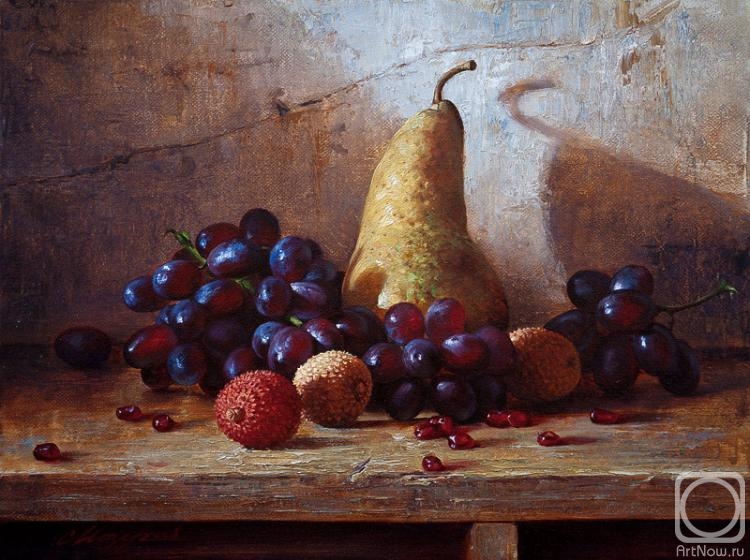 Mazur Nikolay. Pear, grapes and litchi chinensis
