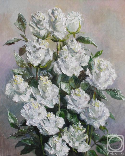 Konturiev Vaycheslav. Dew on white roses