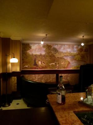 "Hunting". Painted wall in the fireplace room. Dobrovetska Irina