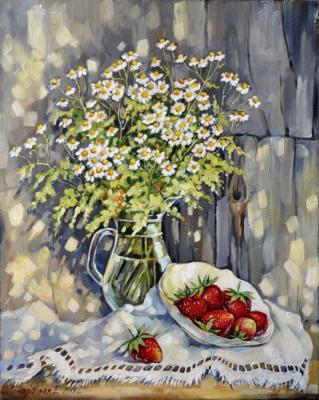 Still life with camomiles and strawberry. Komarovskaya Yelena