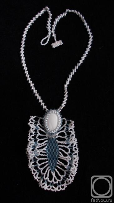 Vasilyeva Valentina. Necklace "White lace"