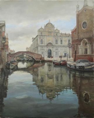 Venice in winter. Reflections on the Rio dei Mendicanti. Castello