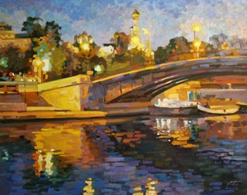Warm evening. Maly Moskvoretsky Bridge