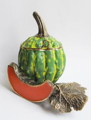 Pumpkin with a slice (casket)